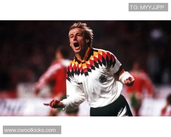 现役足球女球星风采展现:她们如何突破极限塑造新传奇 现役足球女球星风采展现:她们如何突破极限塑造新传奇