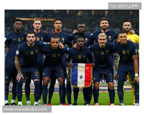 足球场上那些高颜值的黑人球星盘点及魅力解析 足球场上那些高颜值的黑人球星盘点及魅力解析